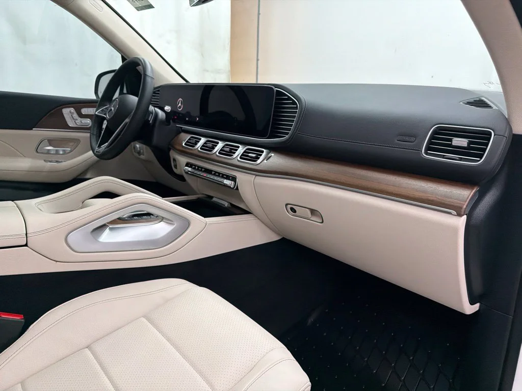Certified Used 2026 White Mercedes-Benz GLE 350 image 29