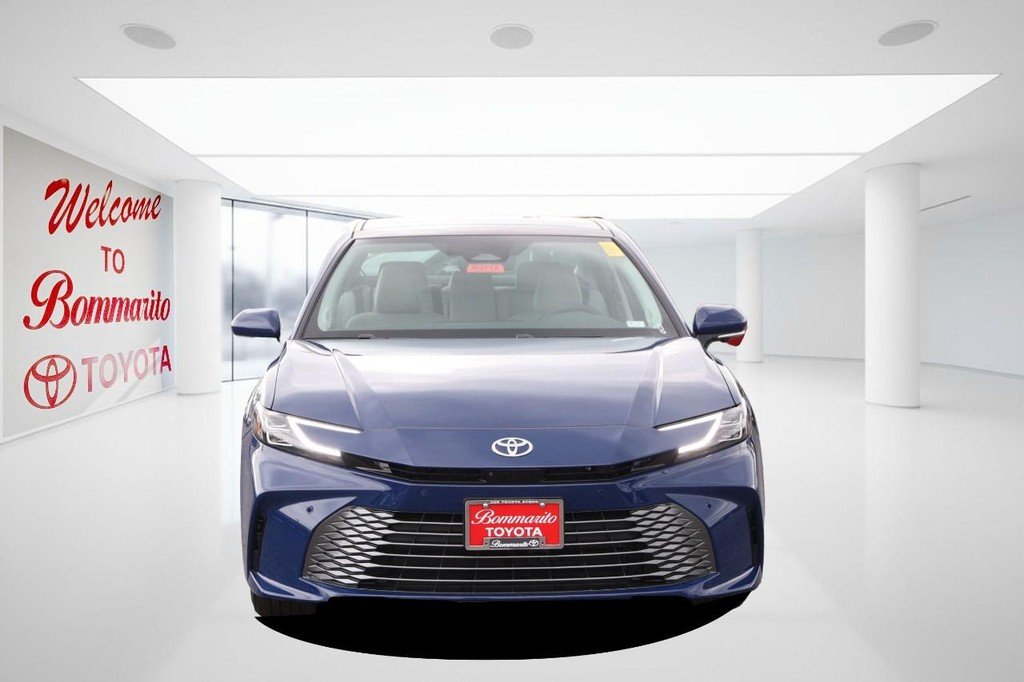 Used 2026 Reservoir Blue Toyota XLE AWD (Natl) image 4