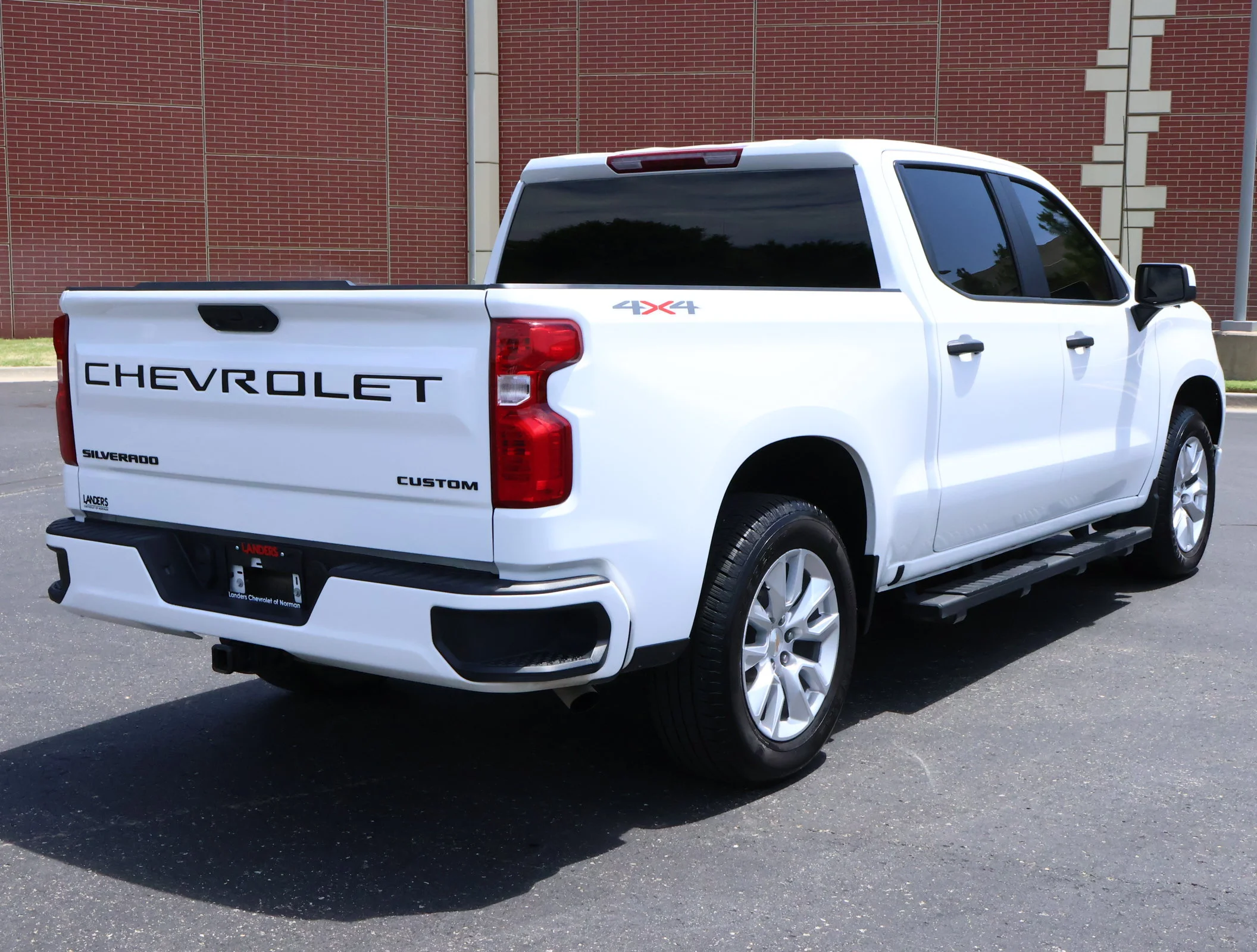Used 2025 Summit White Chevrolet Custom image 29