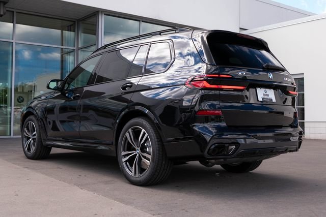 New 2027 Black Sapphire Metallic BMW M60i image 3