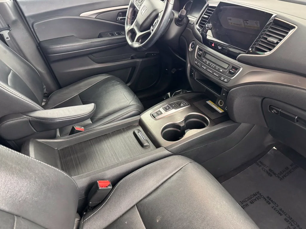 Used 2024 Black Ford Platinum image 23