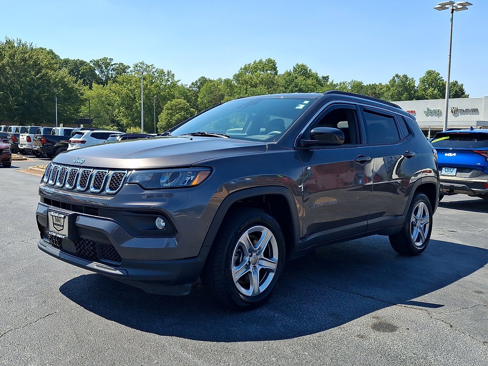 Used 2024 Baltic Gray Metallic Clearcoat - PAS Jeep Latitude 4x4 image 3