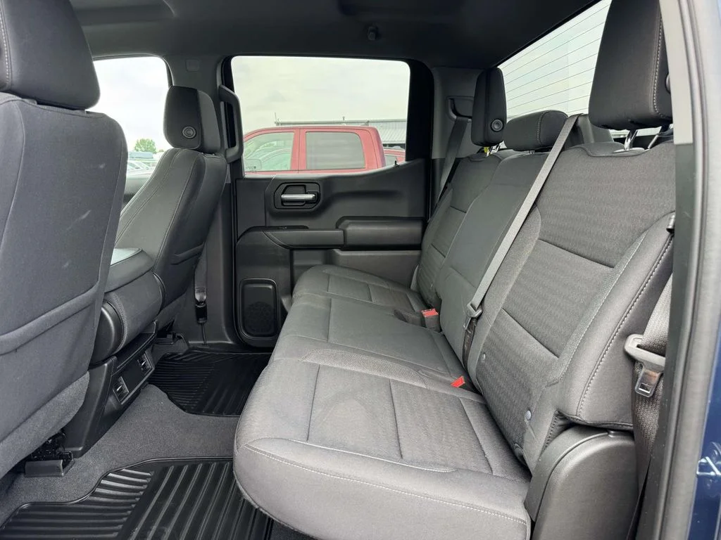 Used 2023 Blue Chevrolet Custom image 15