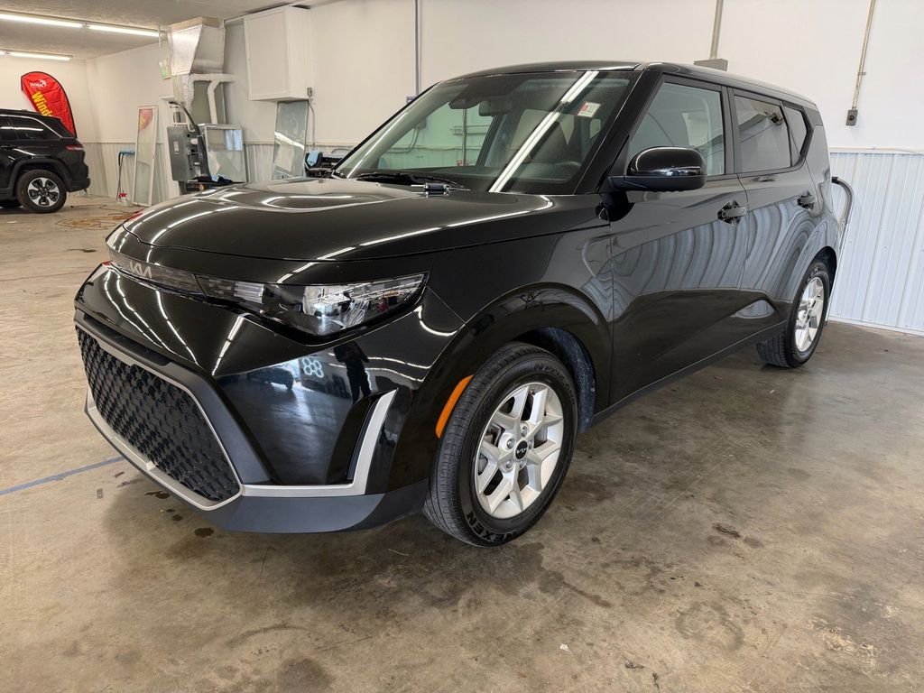 2024 Kia Soul 2.0L LX IVT's photo