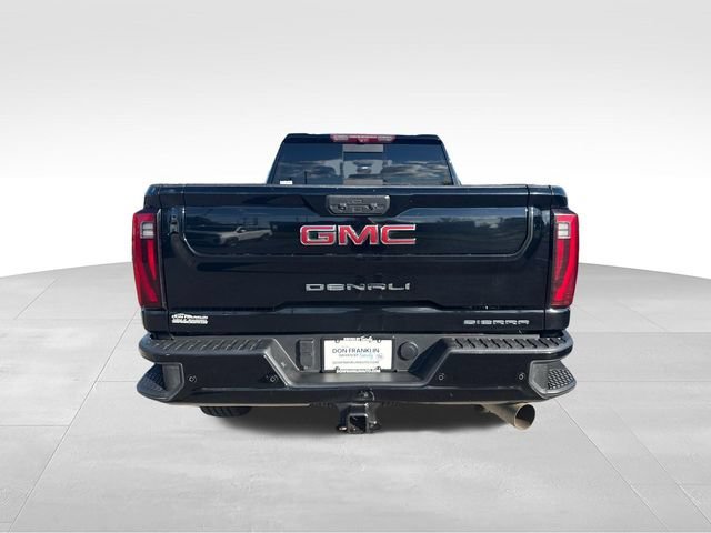 Used 2024 Onyx Black GMC Denali image 4
