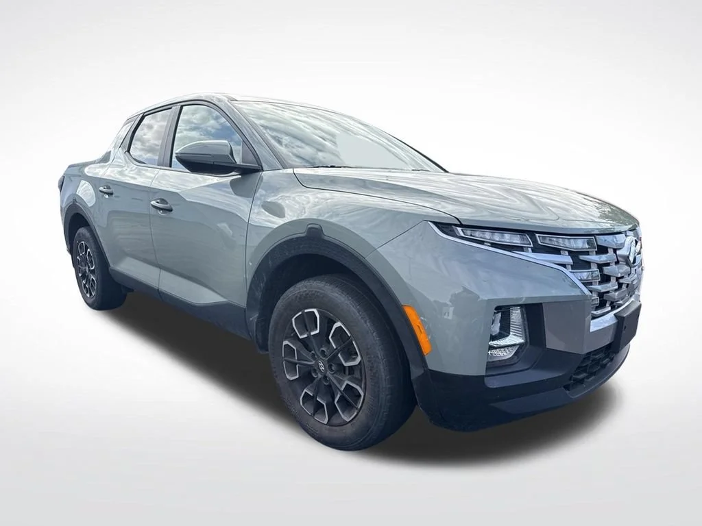 Used 2022 Gray Hyundai SEL image 1