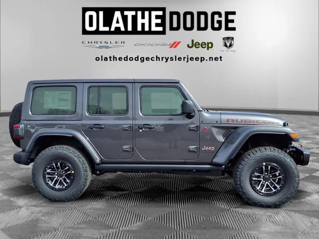 New 2026 Granite Crystal Metallic Clear-Coat Exterior Paint Jeep Rubicon X image 30