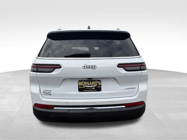 Used 2025 White Jeep Laredo image 7