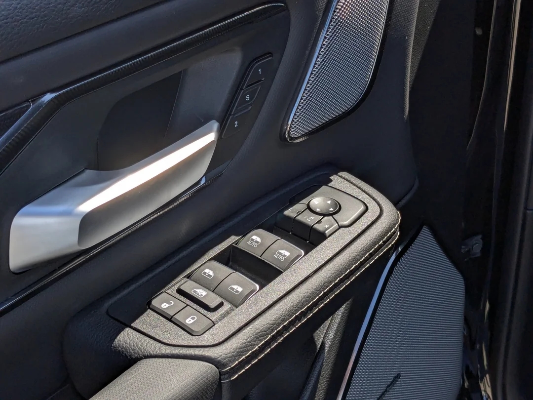New 2026 Black RAM Sport - - 14.4 Display - 19 Spkr Harmon/Kardon - Pano Sunroof - Power Tailgate & More! image 12