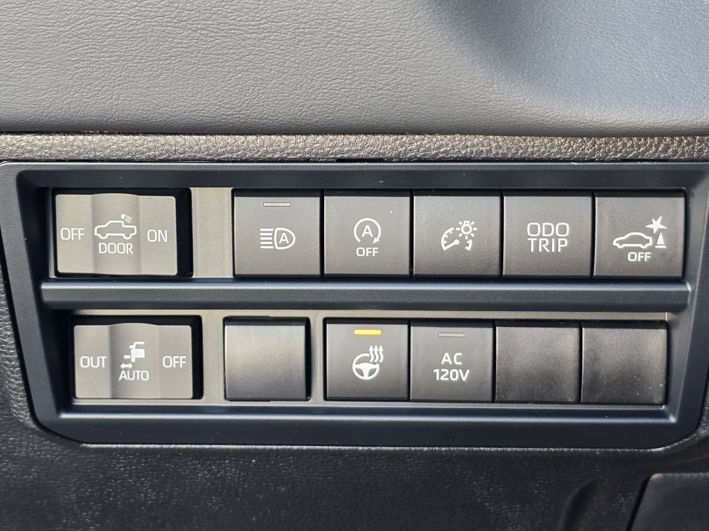 New 2026 Magnetic Gray Metallic Toyota Platinum image 18
