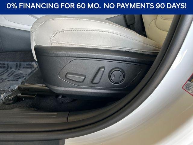 New 2026 White Hyundai SEL Plus image 12