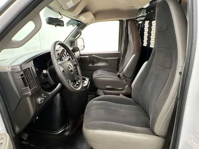 2024 GMC Savana Cargo Work Van - Photo 9