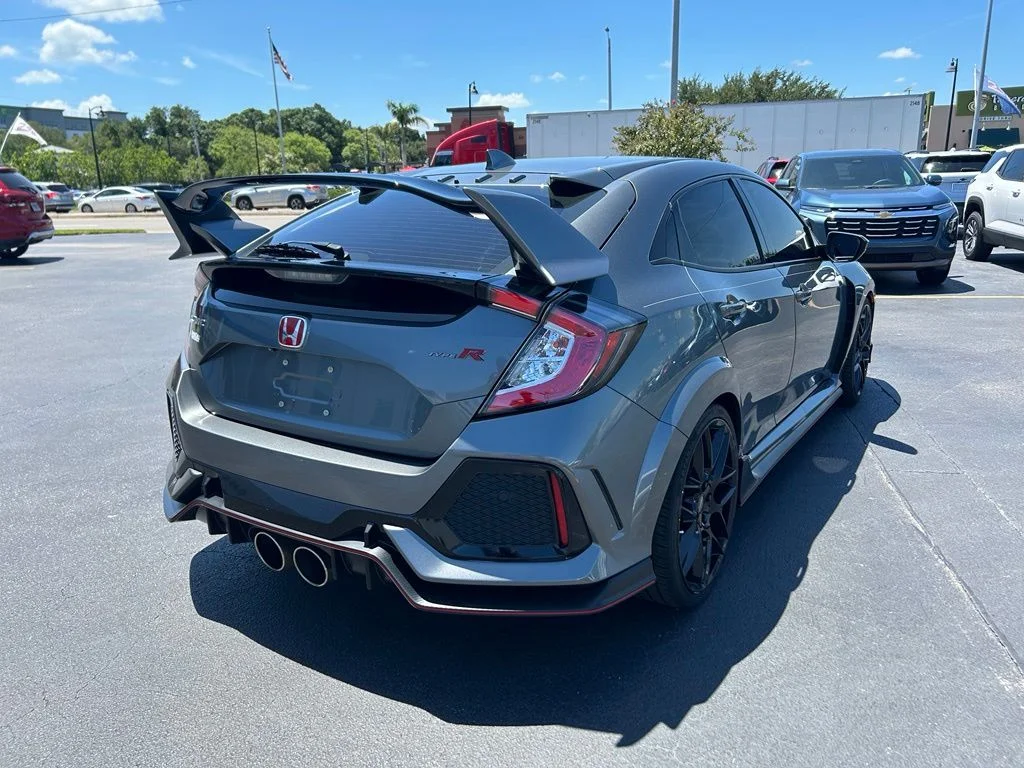 Used 2019  Honda Touring image 8