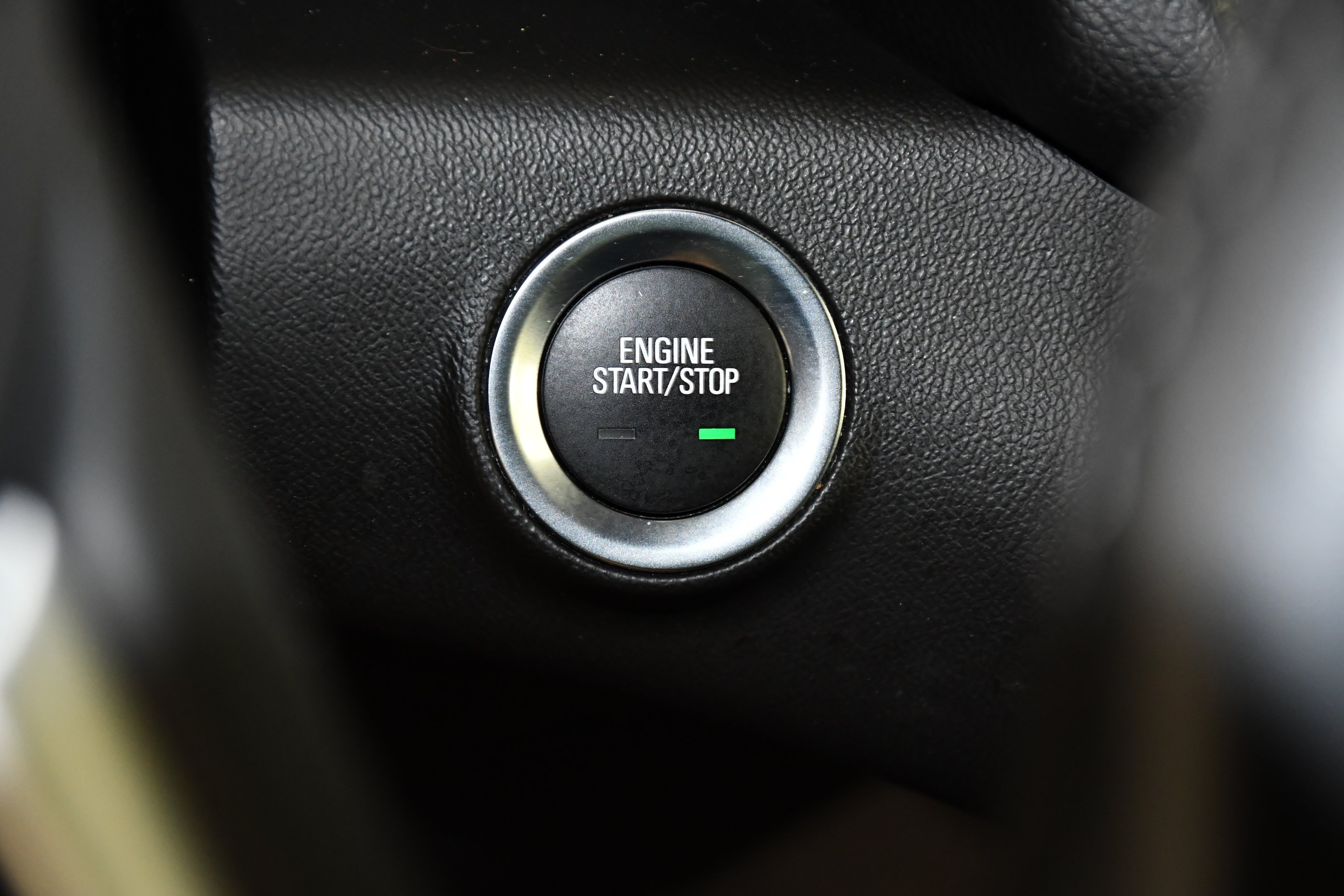 Used 2024 Sterling Metallic GMC SLT image 25