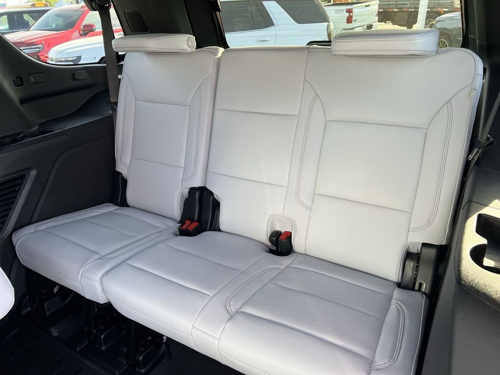 2026 Chevrolet Tahoe Premier - Photo 12