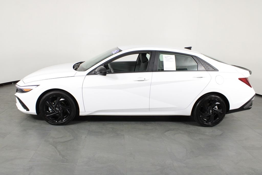 Certified Used 2026 White Hyundai SEL Sport image 12