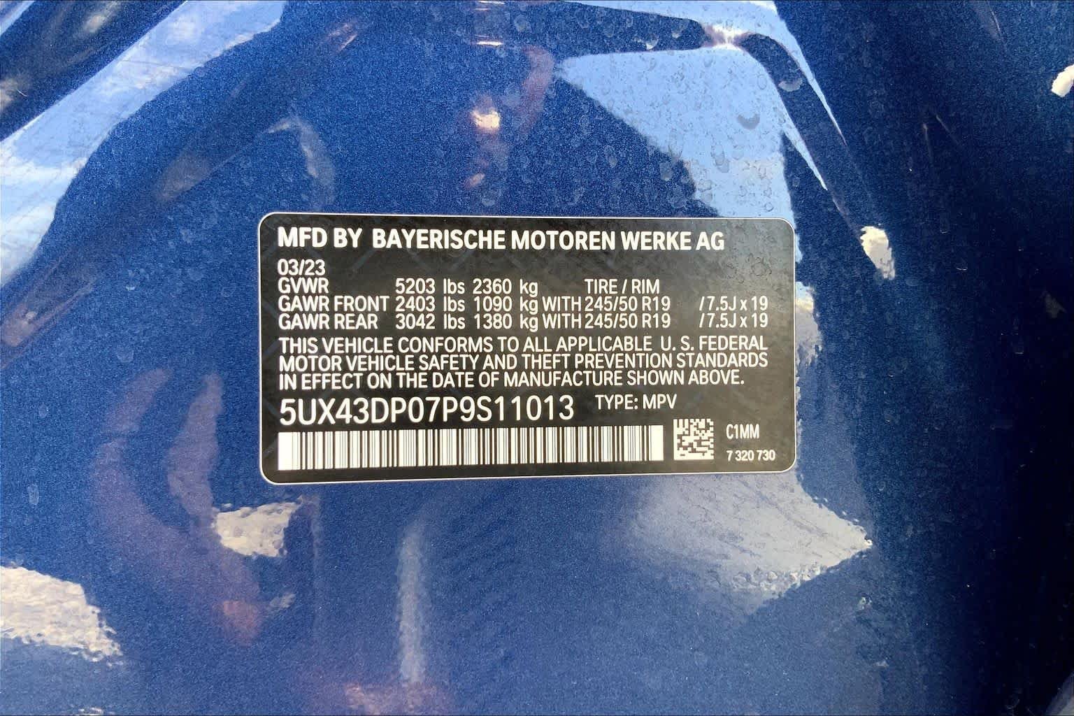 Used 2023 Phytonic Blue Metallic BMW sDrive30i image 36