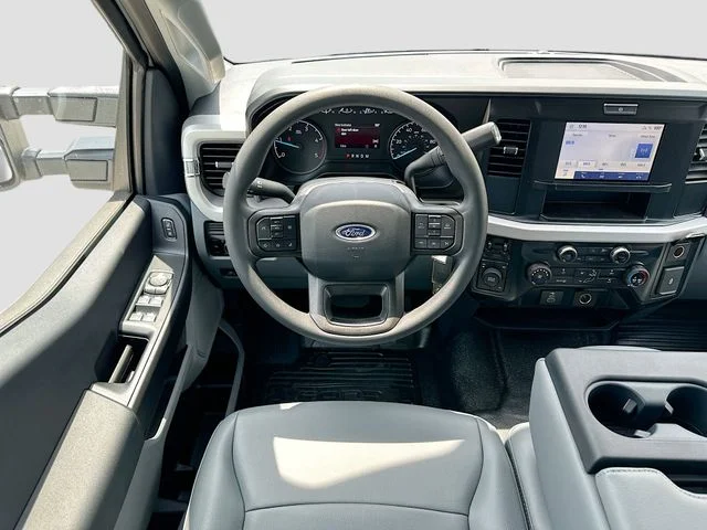 New 2026 Oxford White Ford XL image 14