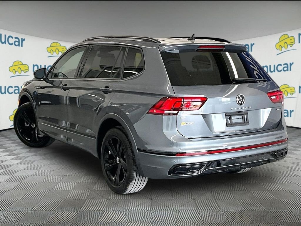 Used 2024 Gray Volkswagen 2.0T SE R-Line Black image 4