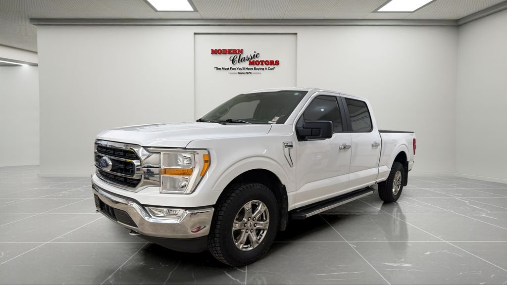 Used 2021 White Ford XLT image 3