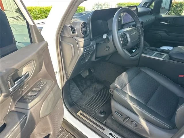 Used 2025 White Toyota Base image 14