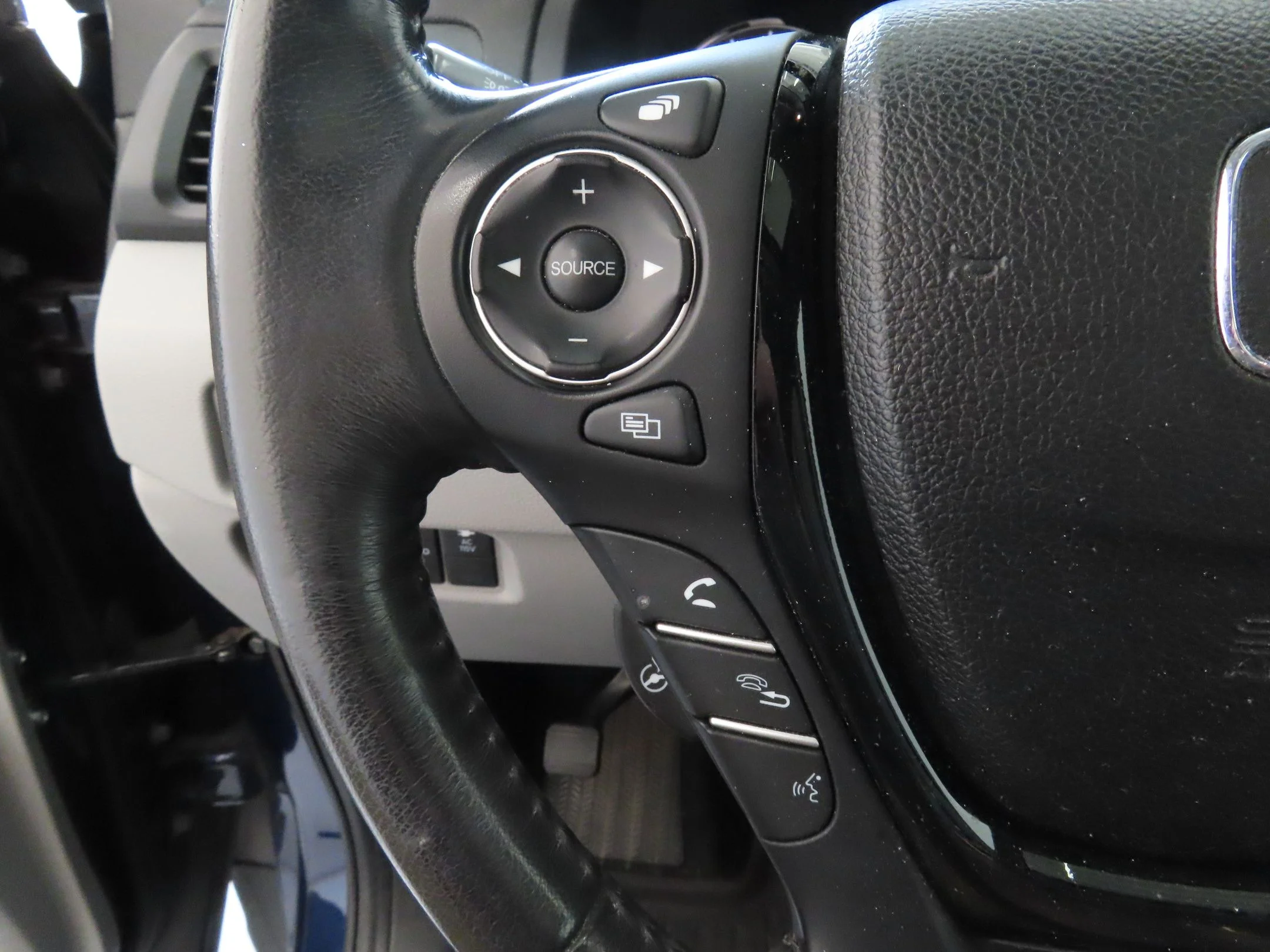 Used 2020 Blue Honda RTL-E image 13