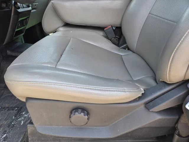 Certified Used 2022 Oxford White Ford XL image 13