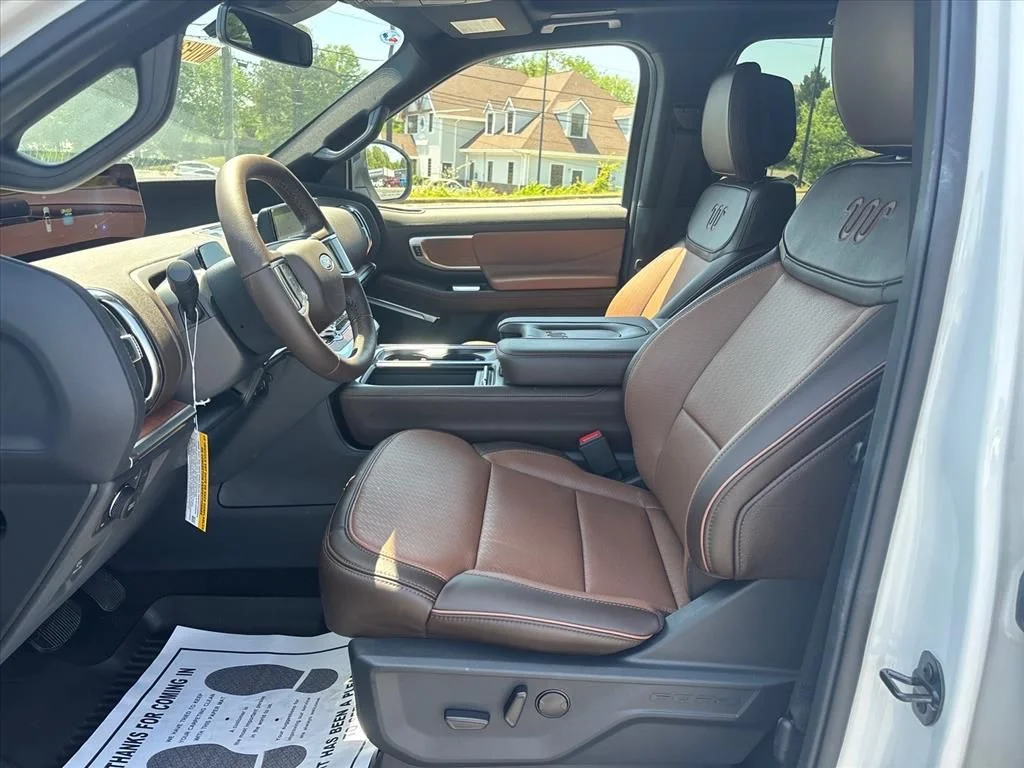 New 2026 Star White Metallic Tri-Coat Ford King Ranch® image 25