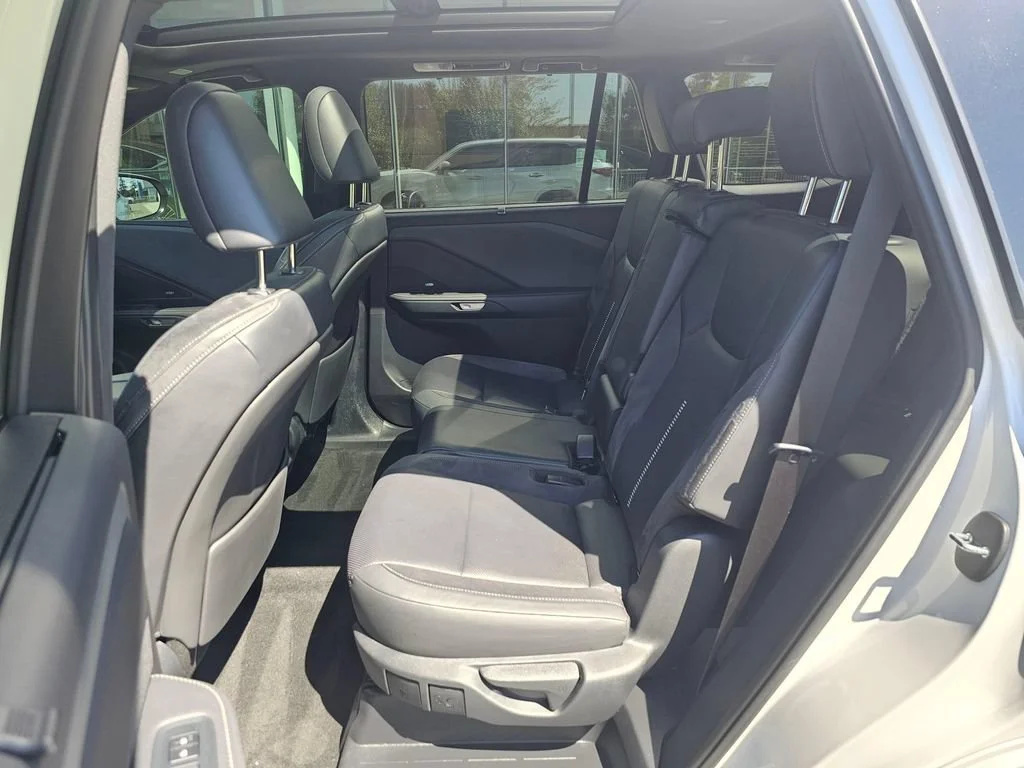 Used 2024  Lexus TX 350 image 17