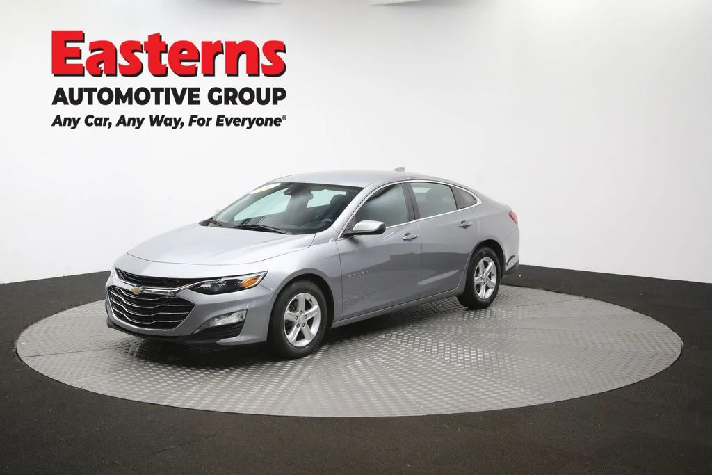 Used 2023 Gray Chevrolet LT image 55