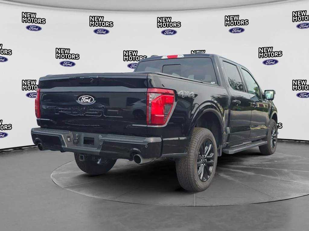 Used 2025 Black Metallic Ford XLT image 5