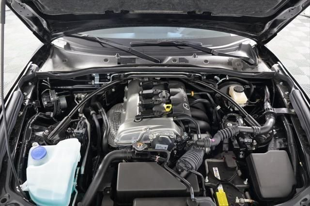 2025 Mazda MX-5 Miata Club - Photo 9