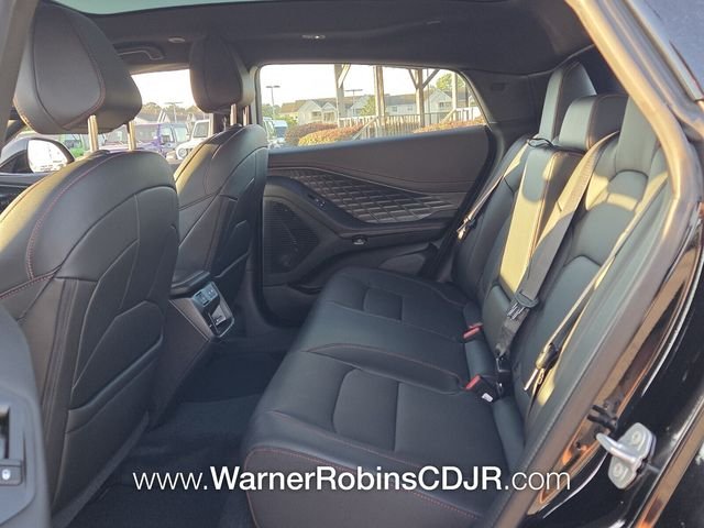 New 2026 Diamond Black Crystal Pearlcoat Dodge R/T Scat Pack image 6