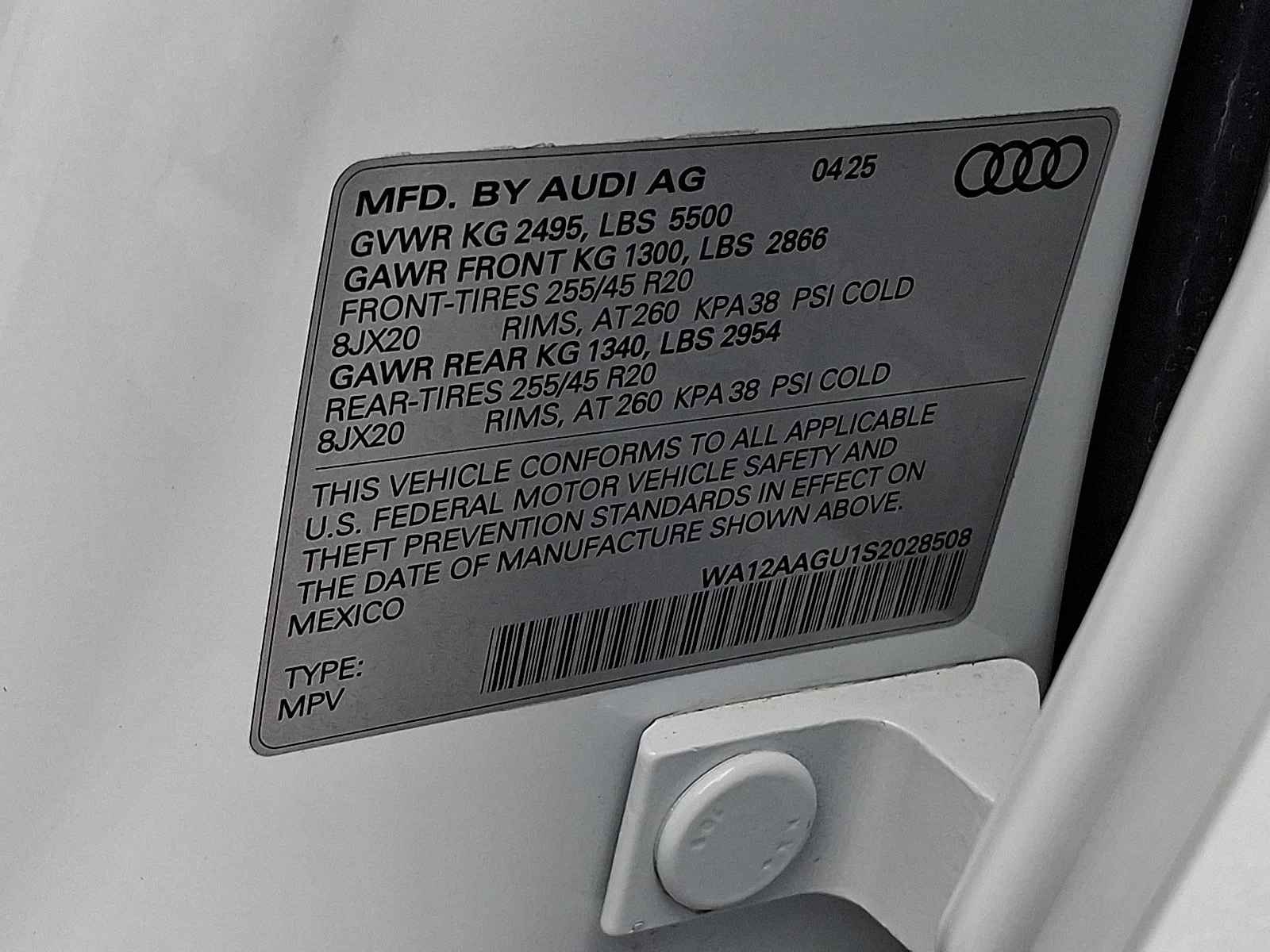 Used 2025 Glacier White Metallic   2Y2y Audi Premium Plus image 26