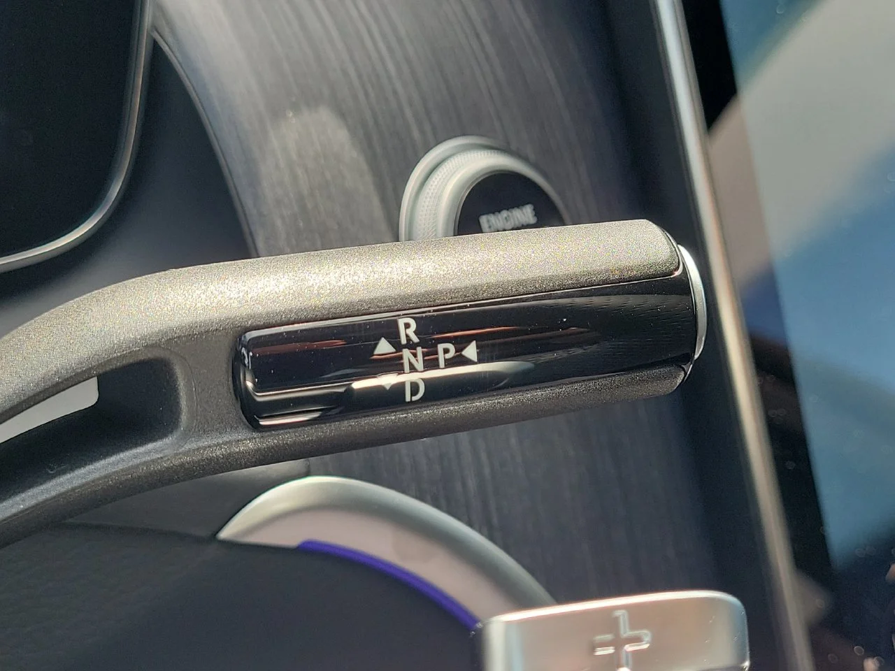 New 2027 Graphite Grey Metallic Mercedes-Benz GLC 300 image 29