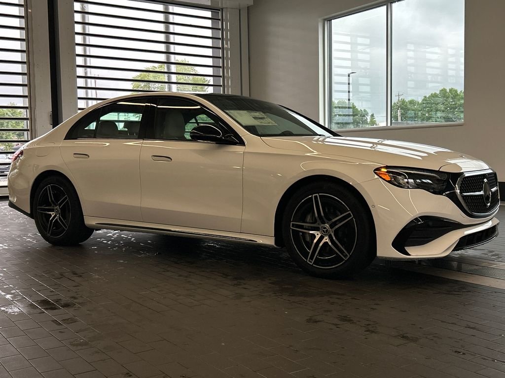 New 2027 Polar White Mercedes-Benz E 450 image 2