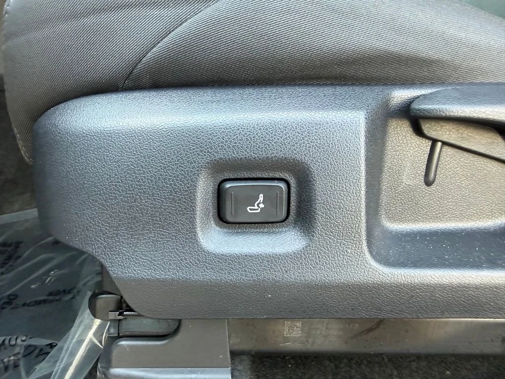 Used 2024 White Toyota SR image 27
