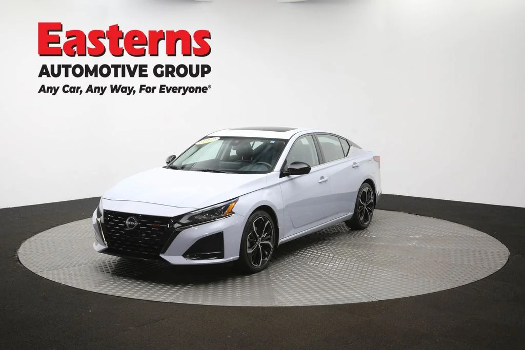 Used 2023 Gray Nissan 2.5 SR image 56