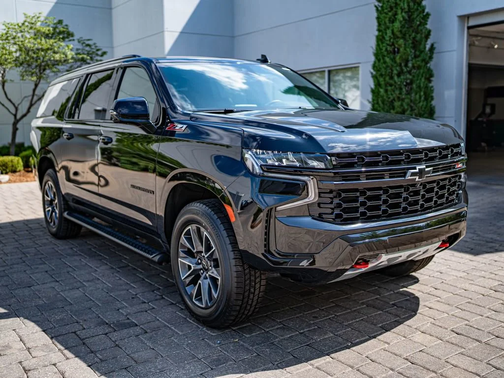 Used 2024 Black Chevrolet Z71 image 3