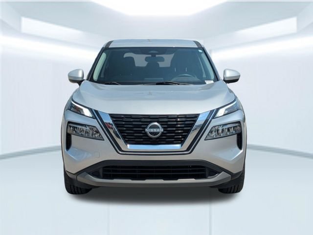 Used 2023 Silver Nissan SV image 10