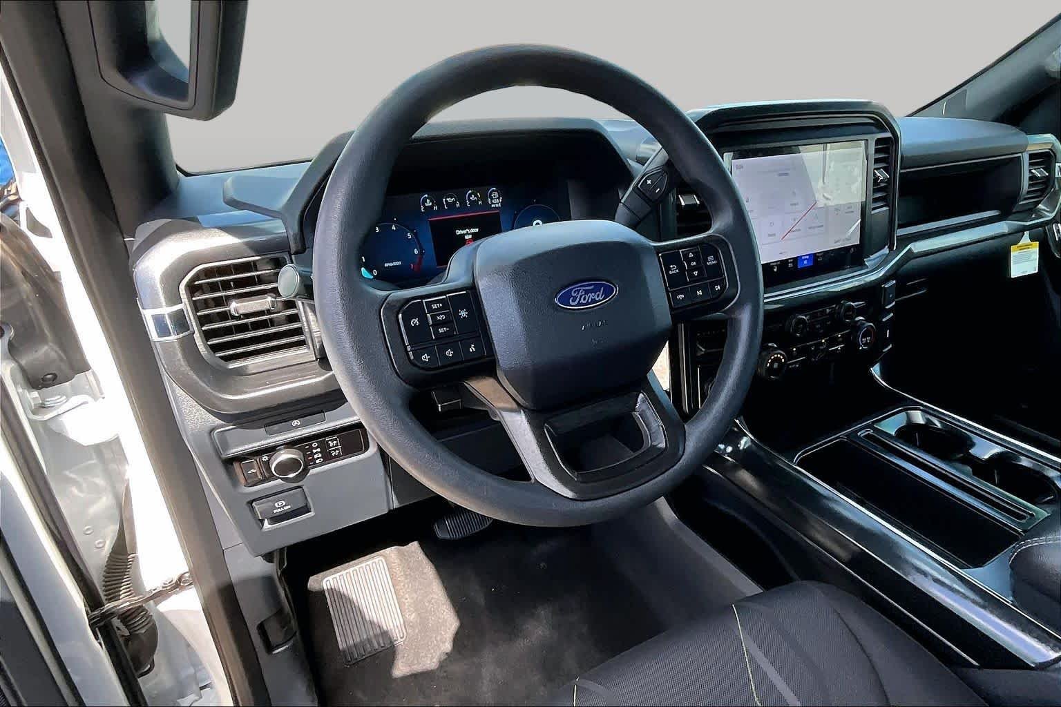 Used 2025 Oxford White Ford STX image 6