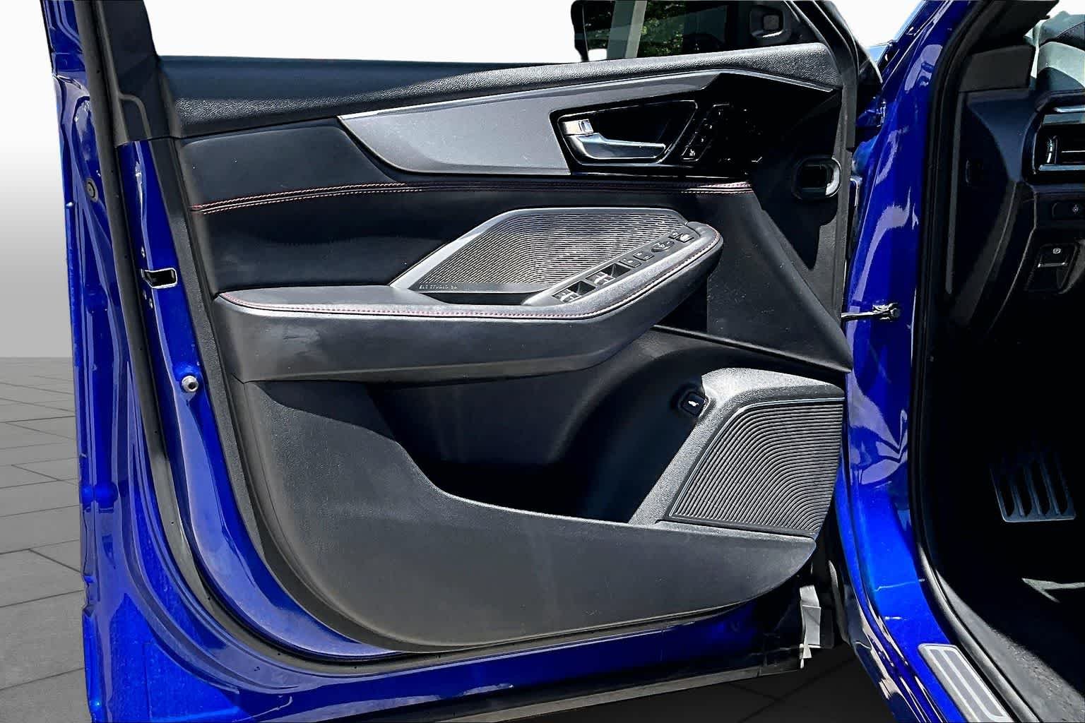 Used 2023 Apex Blue Pearl Acura w/A-Spec Package image 26