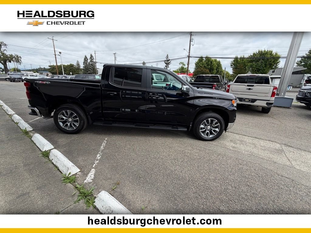 New 2026 Black Chevrolet LT image 7