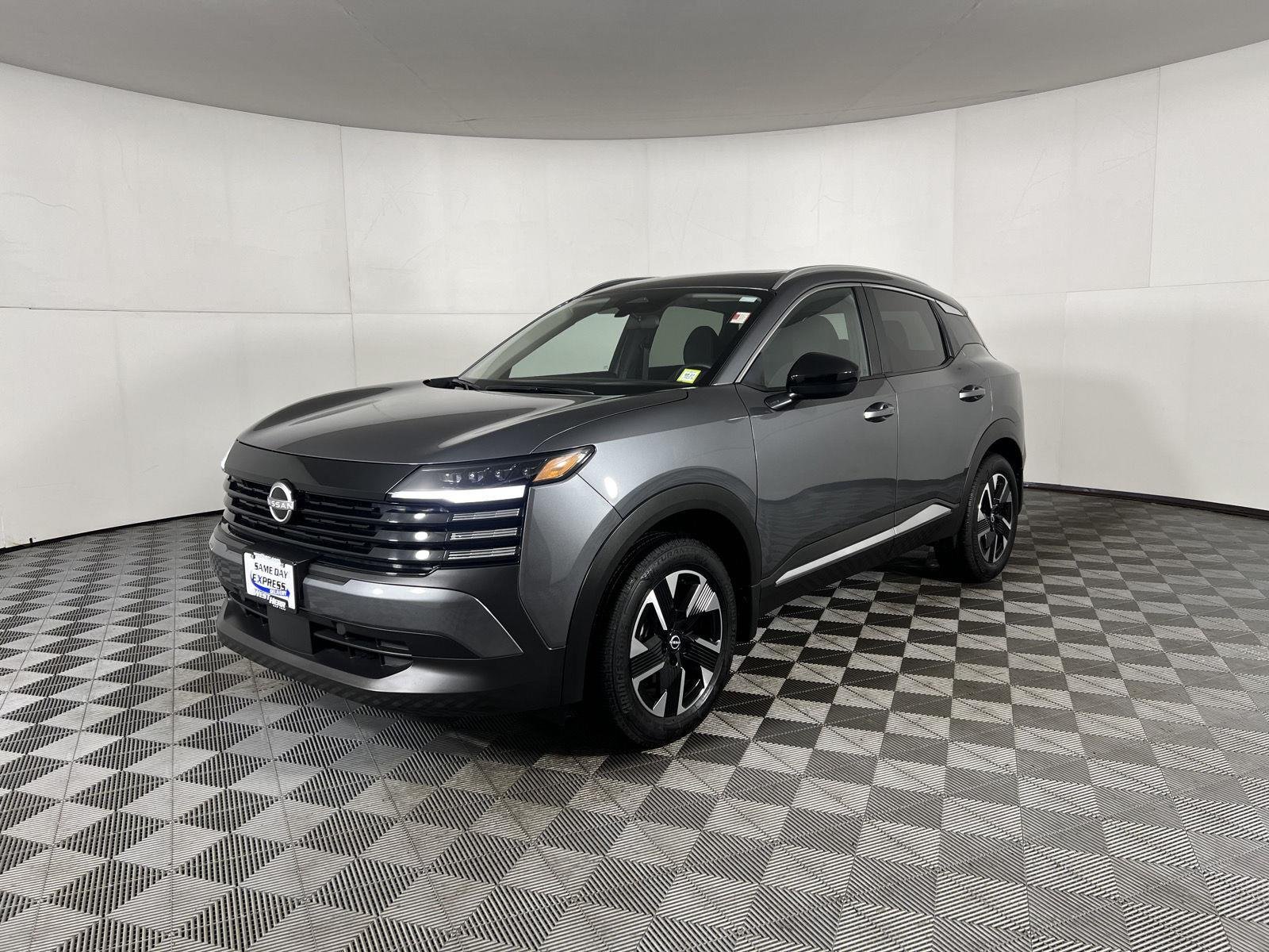 Certified Used 2026 Gun Metallic Nissan SV image 4