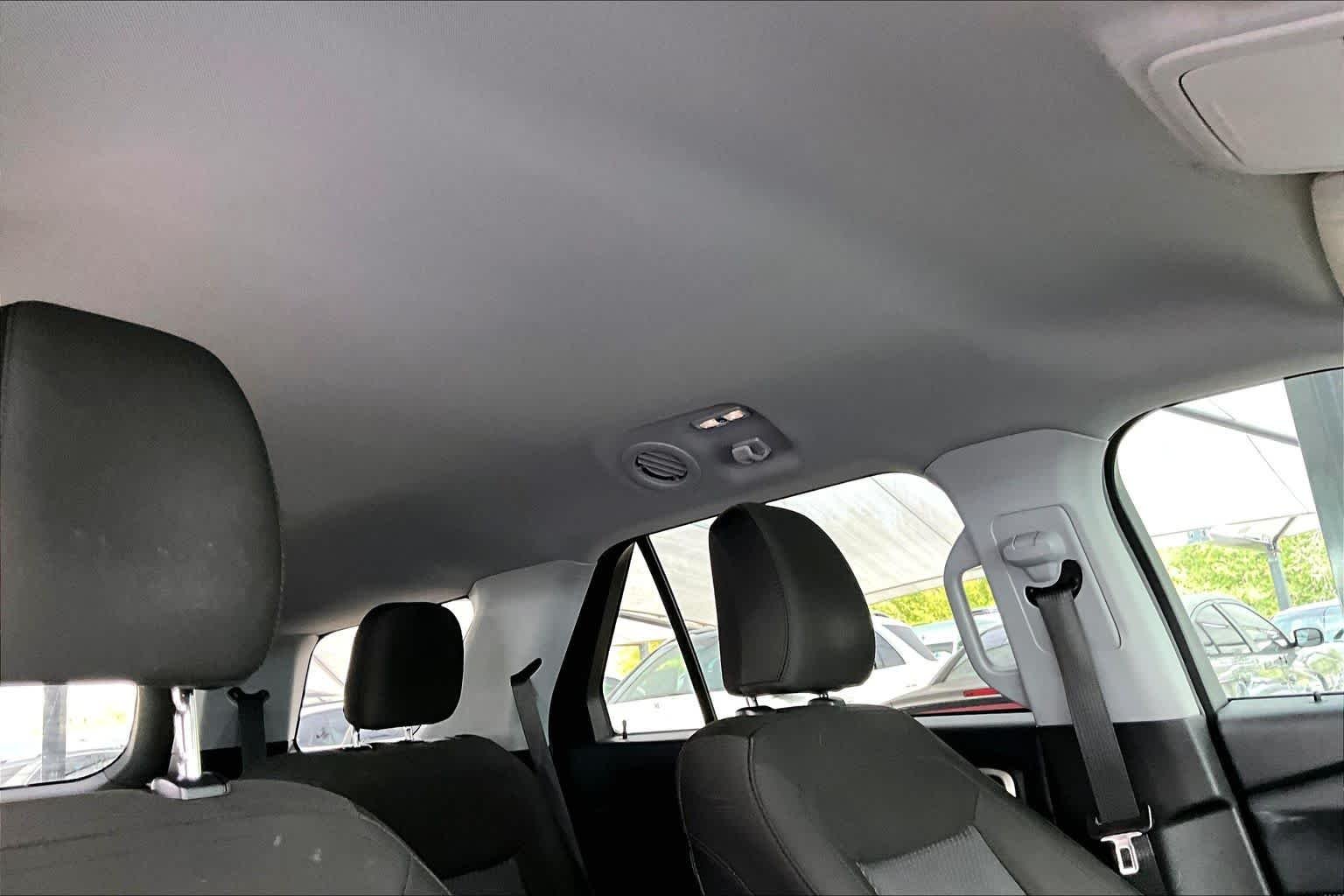Used 2023 Stone Blue Metallic Ford XLT image 13
