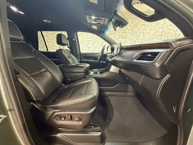 Used 2024 Green Chevrolet Premier image 8