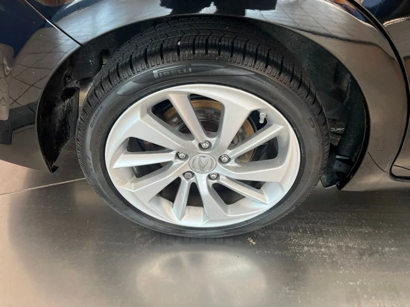 Used 2016 Black Acura 2.4L image 9