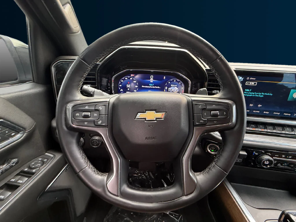Used 2024 Gray Chevrolet High Country image 13