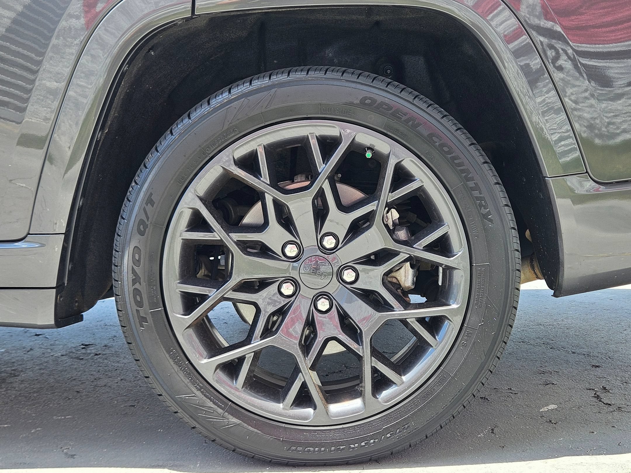 Used 2023 Baltic Gray Metallic Clearcoat Jeep Summit image 29