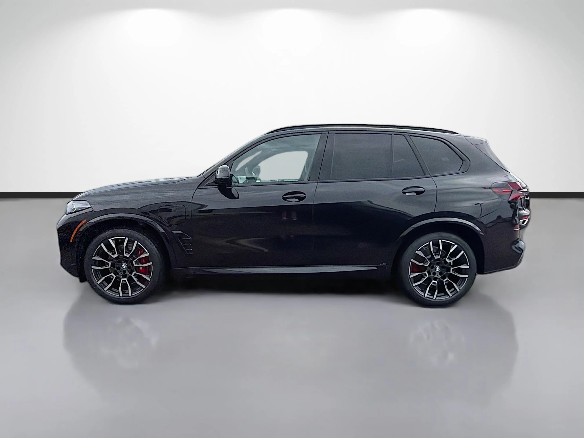 New 2026 Black Sapphire Metallic BMW xDrive50e image 6